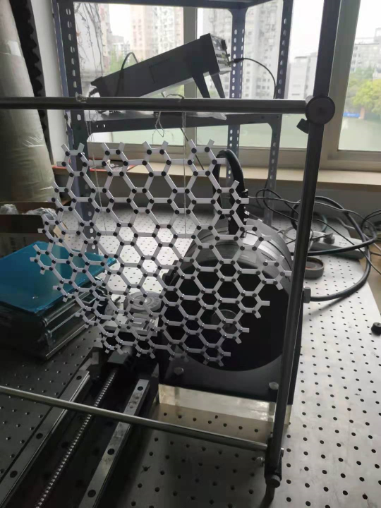 MotionGo系列微型激光多普勒测振仪应用于材料科学领域